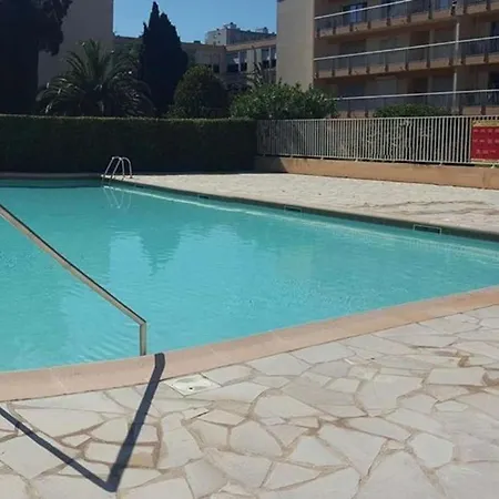 Appt Spacieux 4 Pers Avec Piscine Proche - Fr-1-251-923